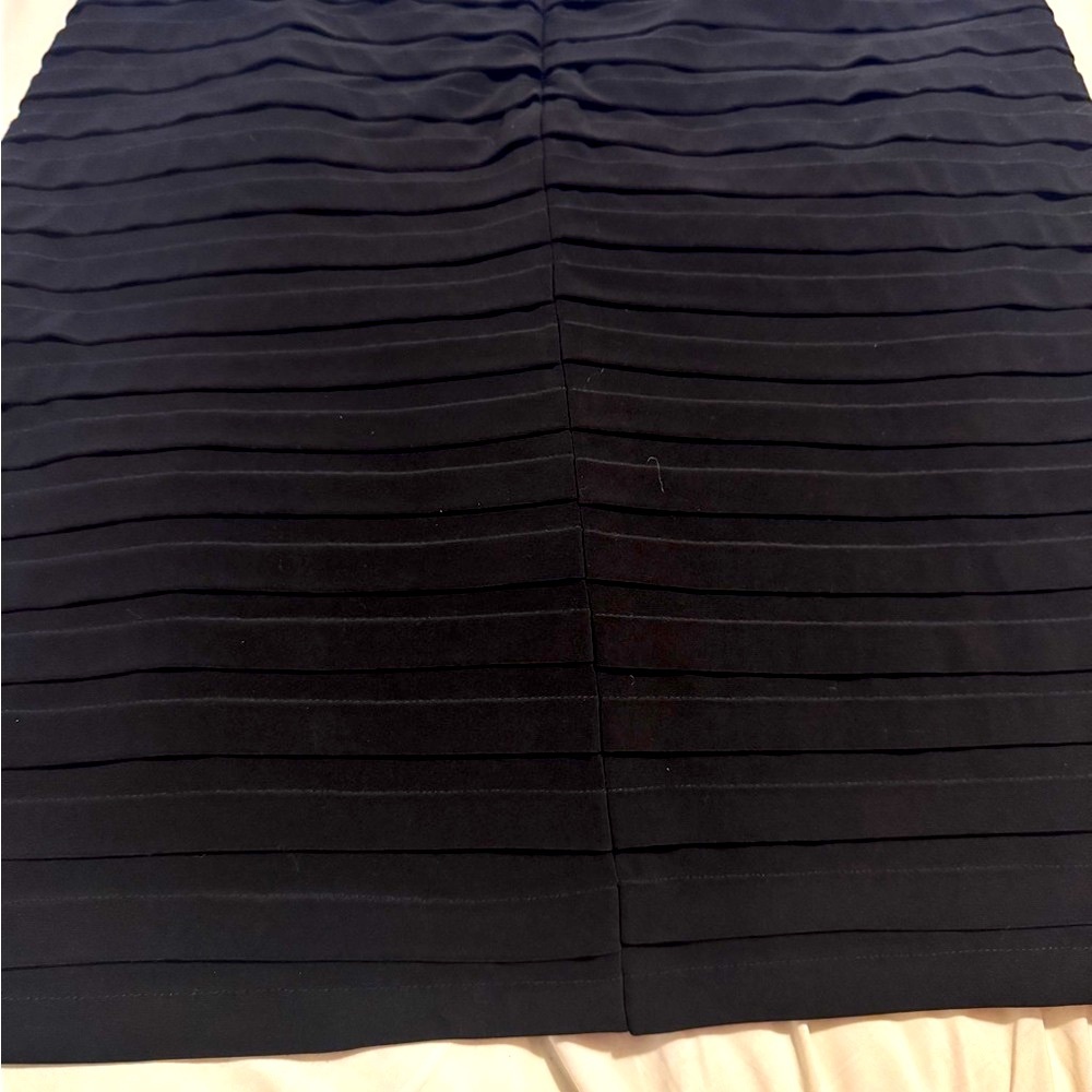 Adrianna Papell Black Textured Pencil Skirt - Picture 4 of 4